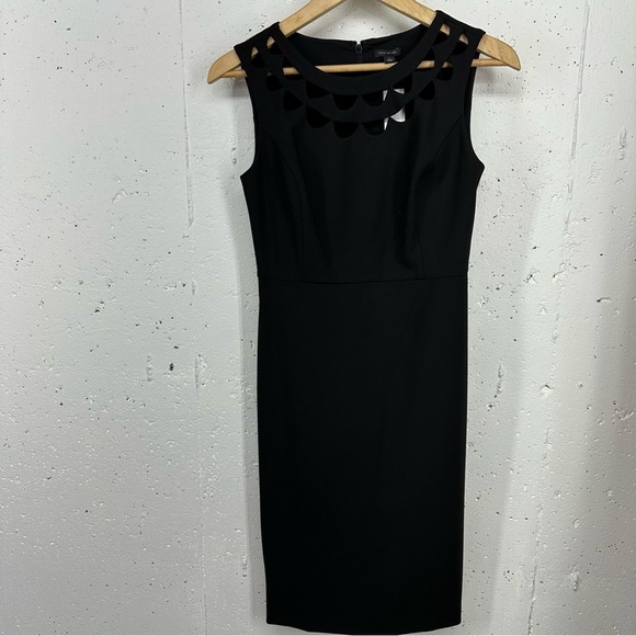 Ann Taylor Women’s size 0 Black Sheath Cutout Scallop Neck Dress NEW - Picture 6 of 13